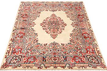A Kerman carpet, c. 270 x 187 cm.