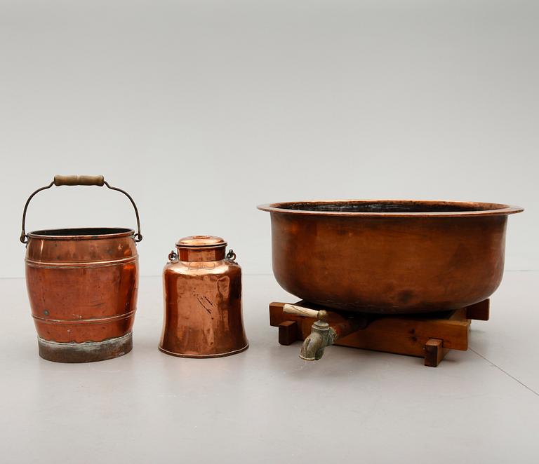 KOPPARFÖREMÅL, 3 delar, 1800-tal.