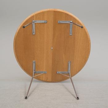 ARNE JACOBSEN, bord, "3600", Fritz Hansen, Danmark 1960-/70-tal.