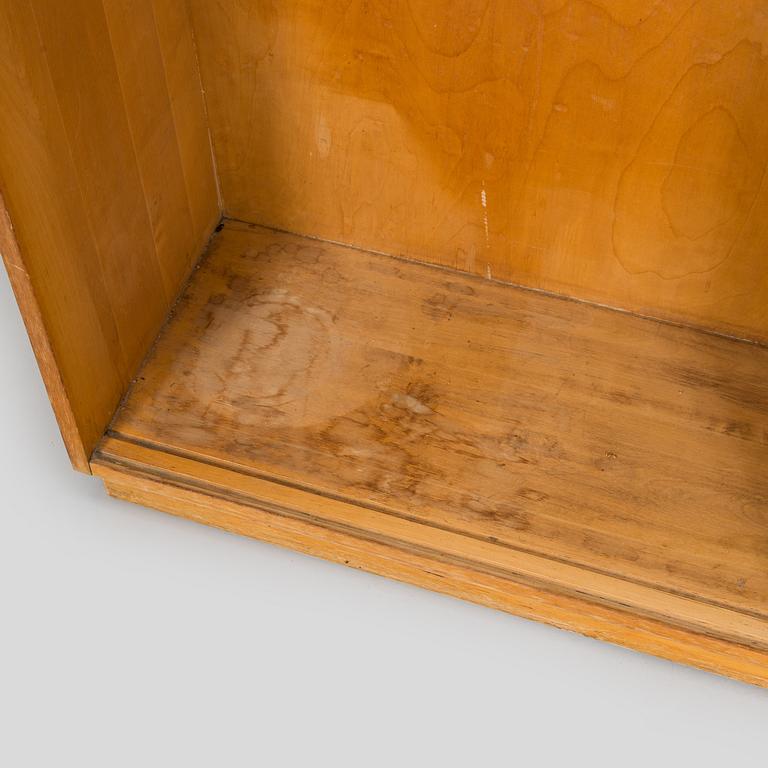 Baaritiski / tarjoilupöytä, Artekin piirustuskonttori, O.Y Huonekalu-ja Rakennustyötehdas A.B. 1950-luvun alku.