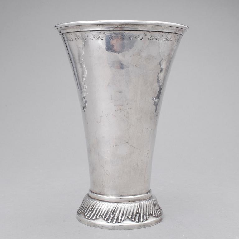 POKAL, silver, K Markström AB AB, Uppsala, 1926. Vikt 460 g.