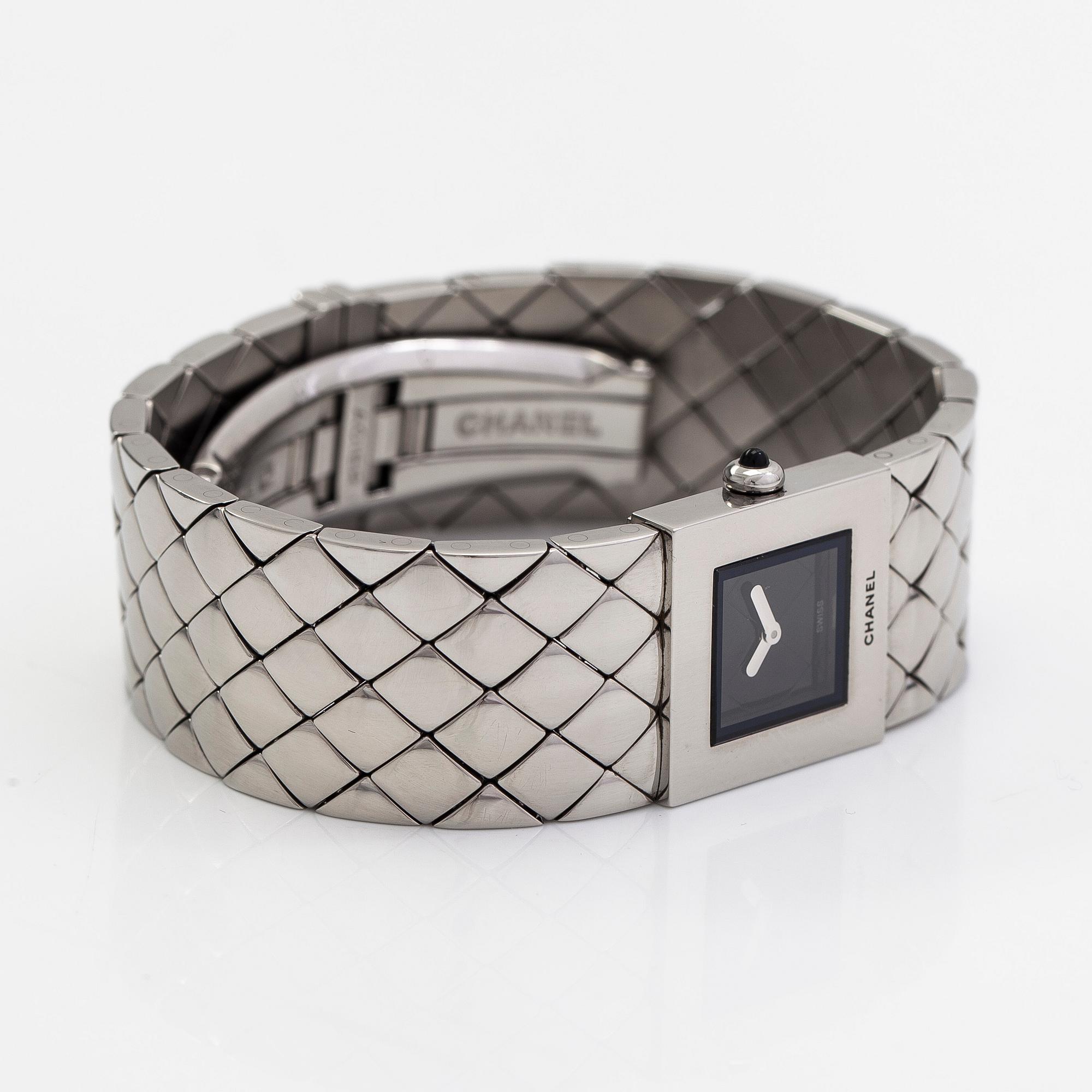 Chanel, Matelasse Quilt Acier, wristwatch, 19 mm.