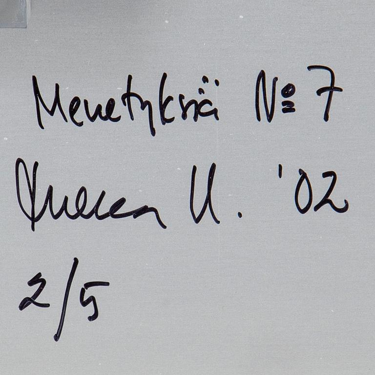 ONERVA UTRIAINEN, C-print monterad på aluminium, a tergo signerad, numrerad 2/5 och daterad -02.