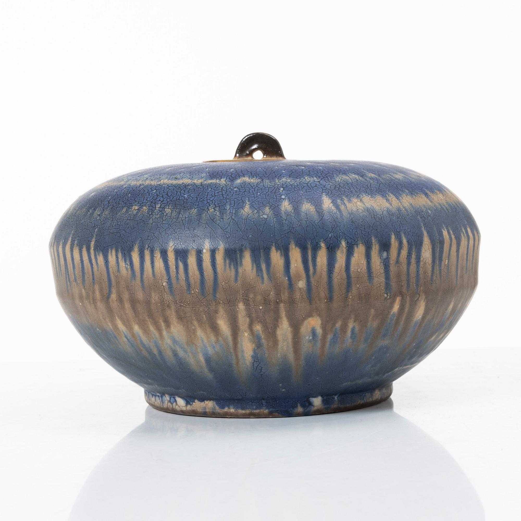 Harald Östergren, lidded urn/vase with lid, Upsala Ekeby, 1930-1932.