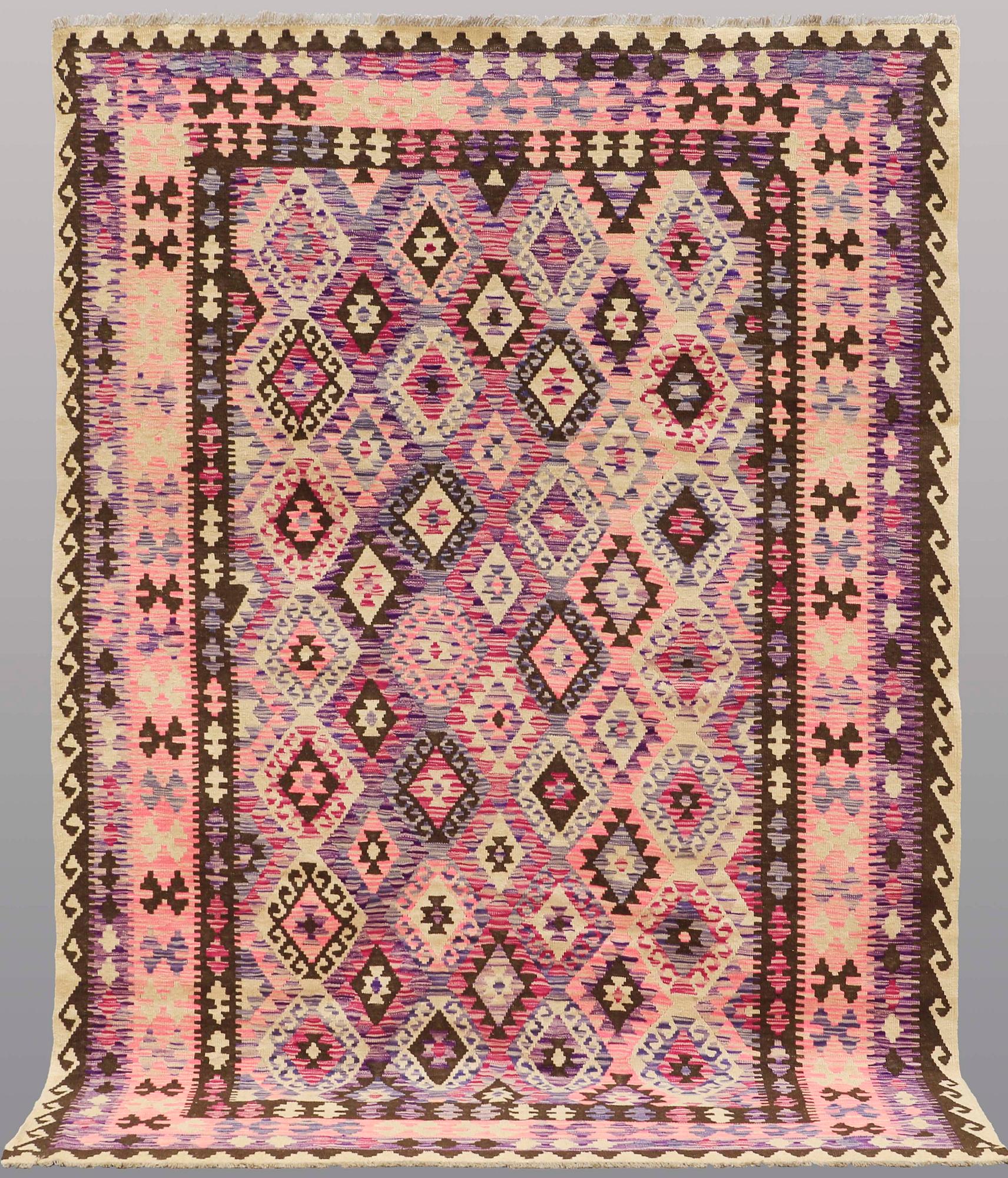 A carpet, Kilim, ca 290 x 204 cm.