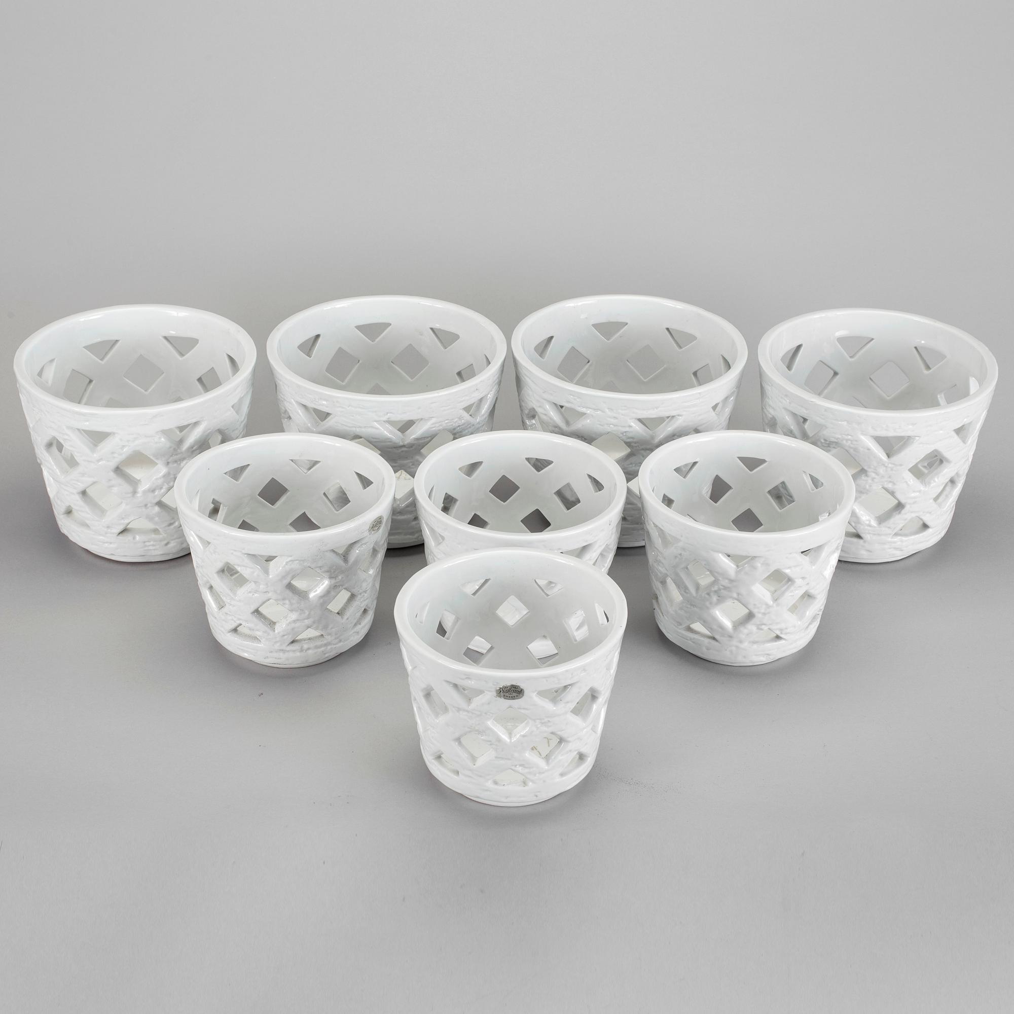 8 stoneware flower pots by Gunnar Nylund for Rörstrand, second half of 20th century.