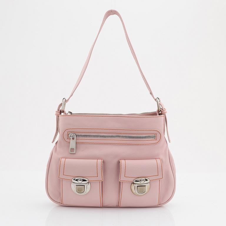 Marc Jacobs, a pink leather 'Cammie' handbag.