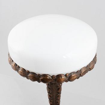 Harald Notini, attributed to. A table lamp, model number 6735, Arvid Böhlmarks Lampfabrik, Stockholm 1919-1928.