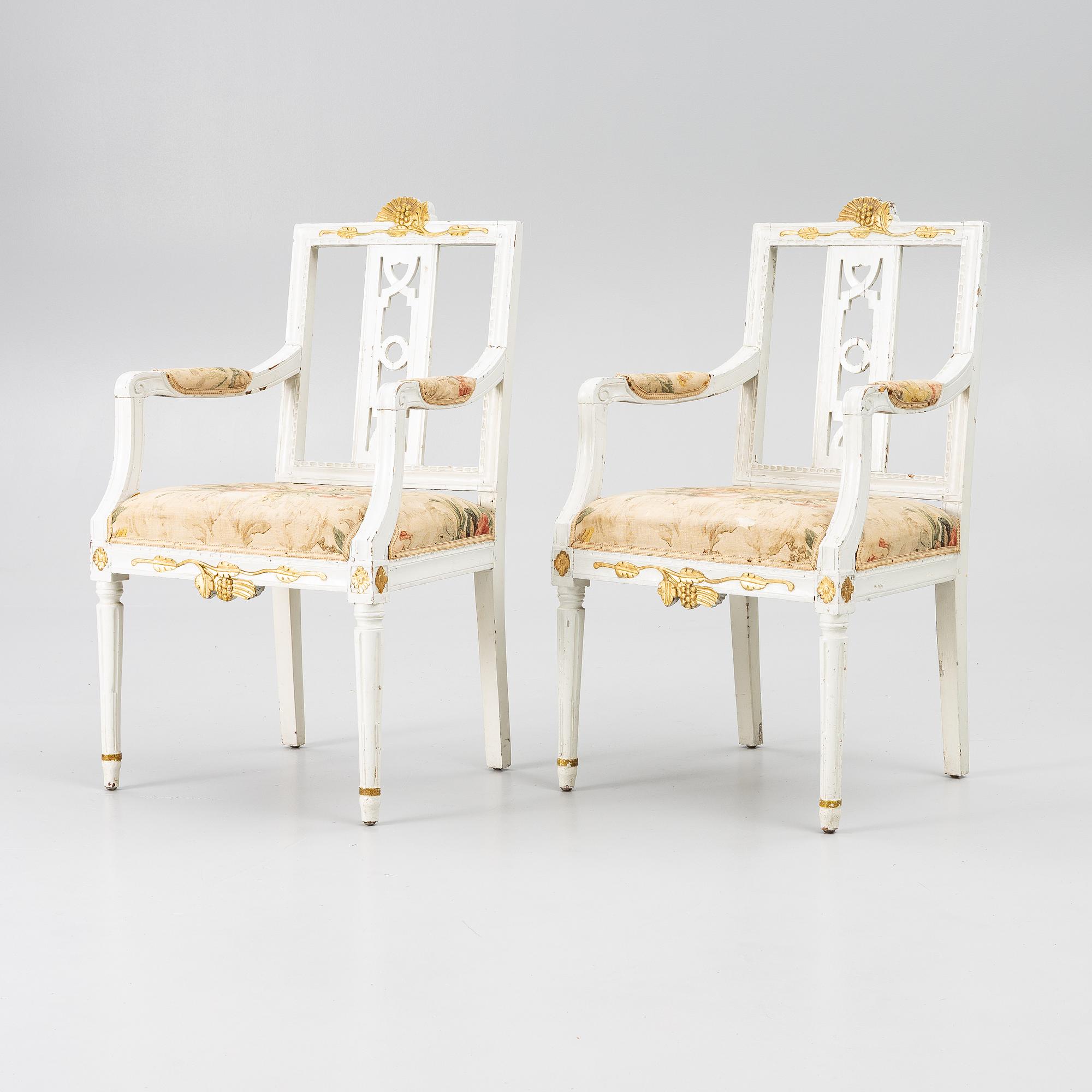 Karmstolar, ett par, Lindome, omkring år 1800, sengustavianska.