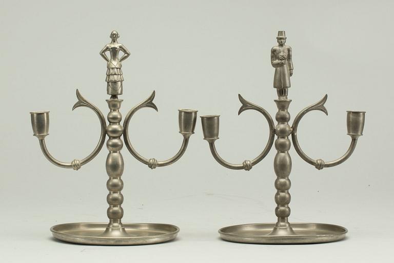 KANDELABRAR, tenn, ett par. Nils Fougstedt för Firma Svenskt Tenn, Stockholm 1929.