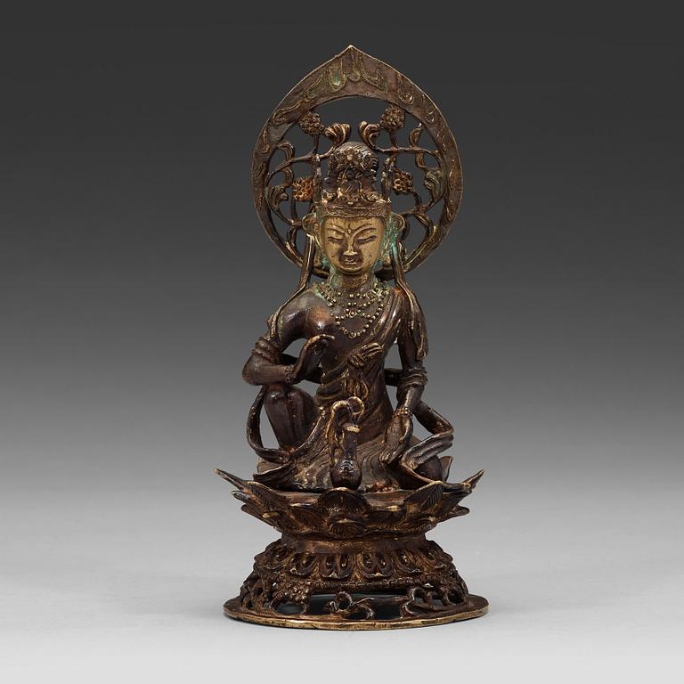 BODHISATTVA AVALOKITESHVARA, kopparlegering. Möjligen Tibet/Himalaya, 12/1300-tal.