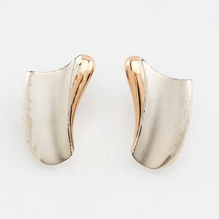 Poul Havgaard, Earrings "Conceive" silver and 14K gold, Lapponia 1991.