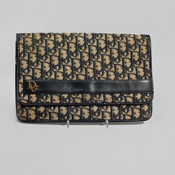 VÄSKA, Dior.