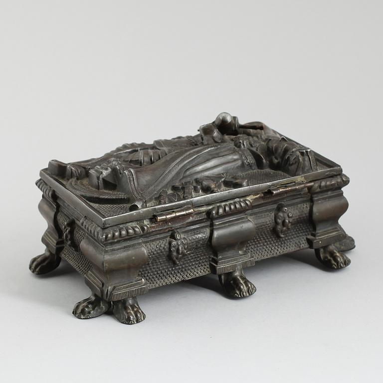 SKRIN, bronserad metall, 1800-talets andra hälft.