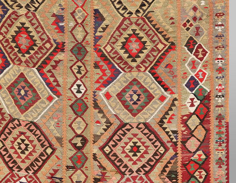 A Nomad Kelim Kord carpet, 387 x 185 cm.
