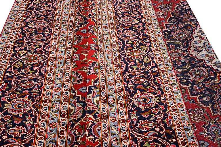 Matta, Keshan, ca. 395 x 276 cm.