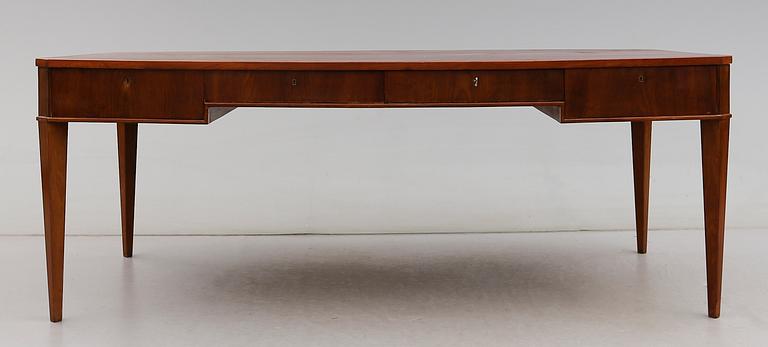 SKRIVBORD, troligen Carl Malmsten, 1900-talets mitt.