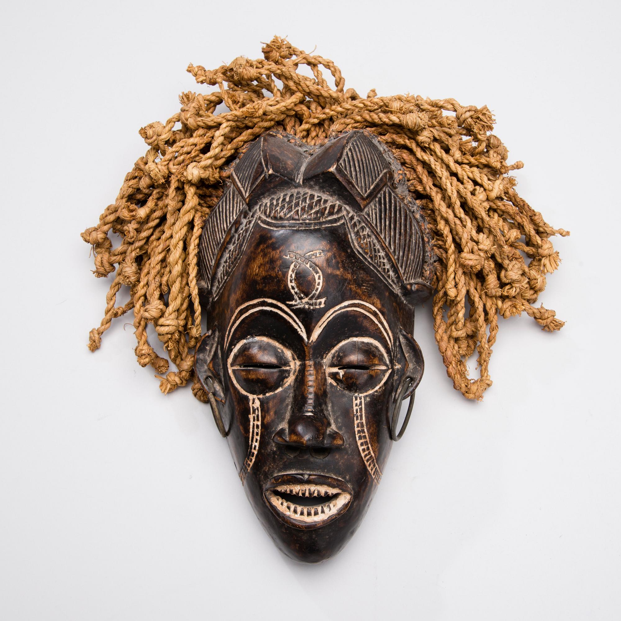 MASK, Afrika, 1900-talets slut.
