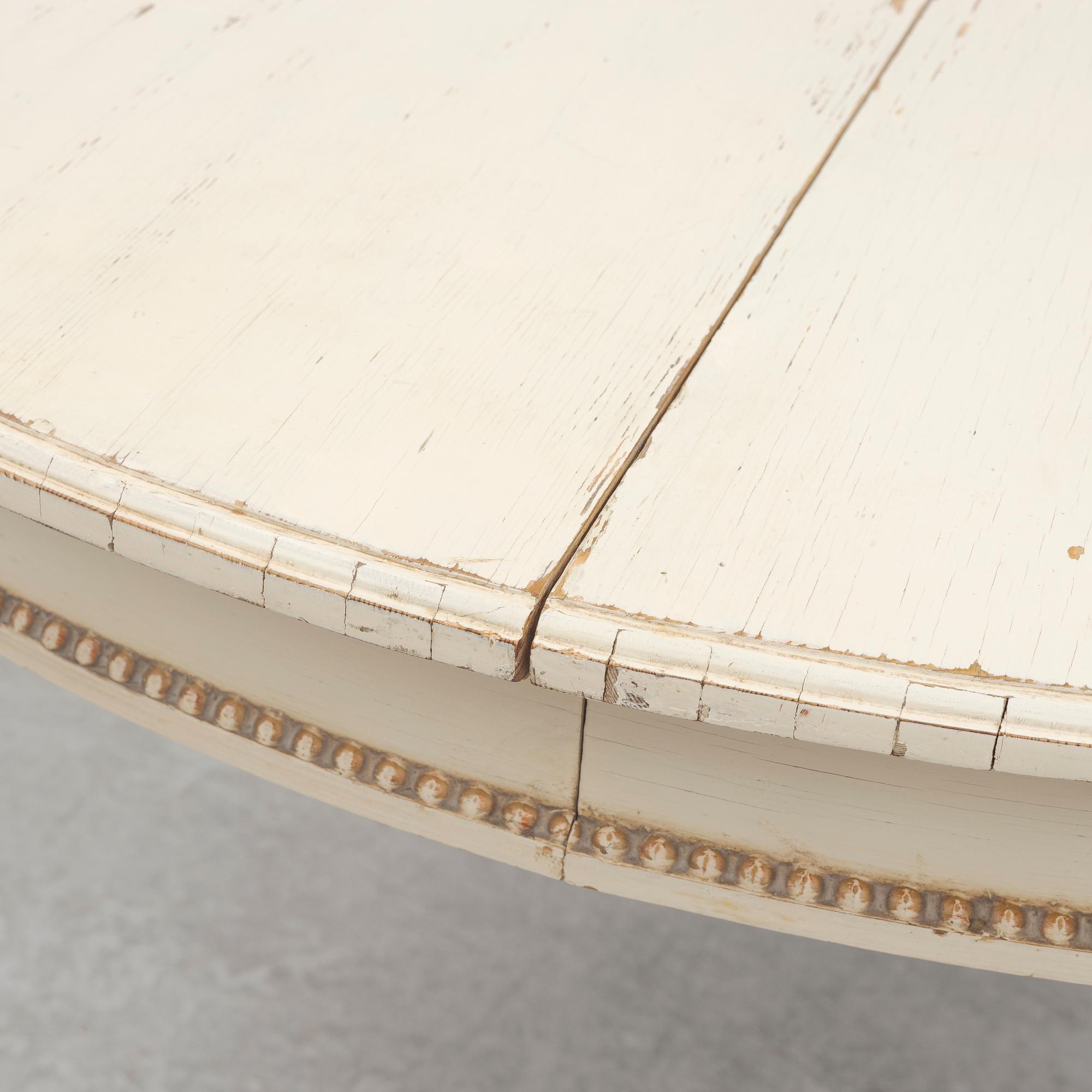 Dining group, 10 pieces, Gustavian style, 20th century.