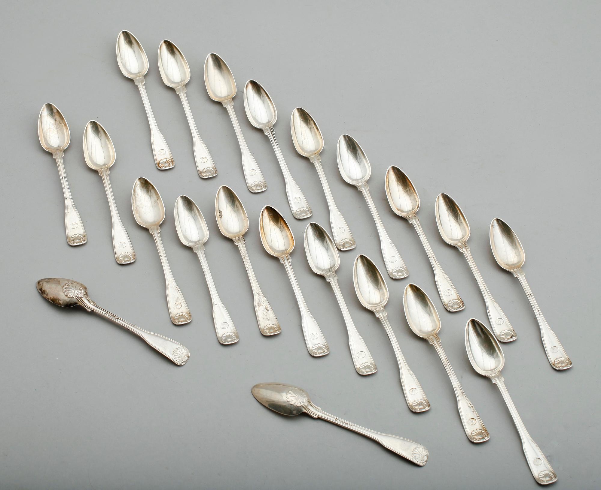 TESKEDAR, 21 st, silver, Gustaf Adolf Cedergren, Stockholm 1853. Vikt ca 645 g.