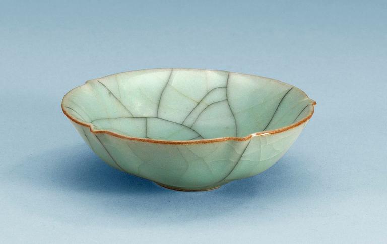 A Guan glazed dish, presumably Ming dynasty.