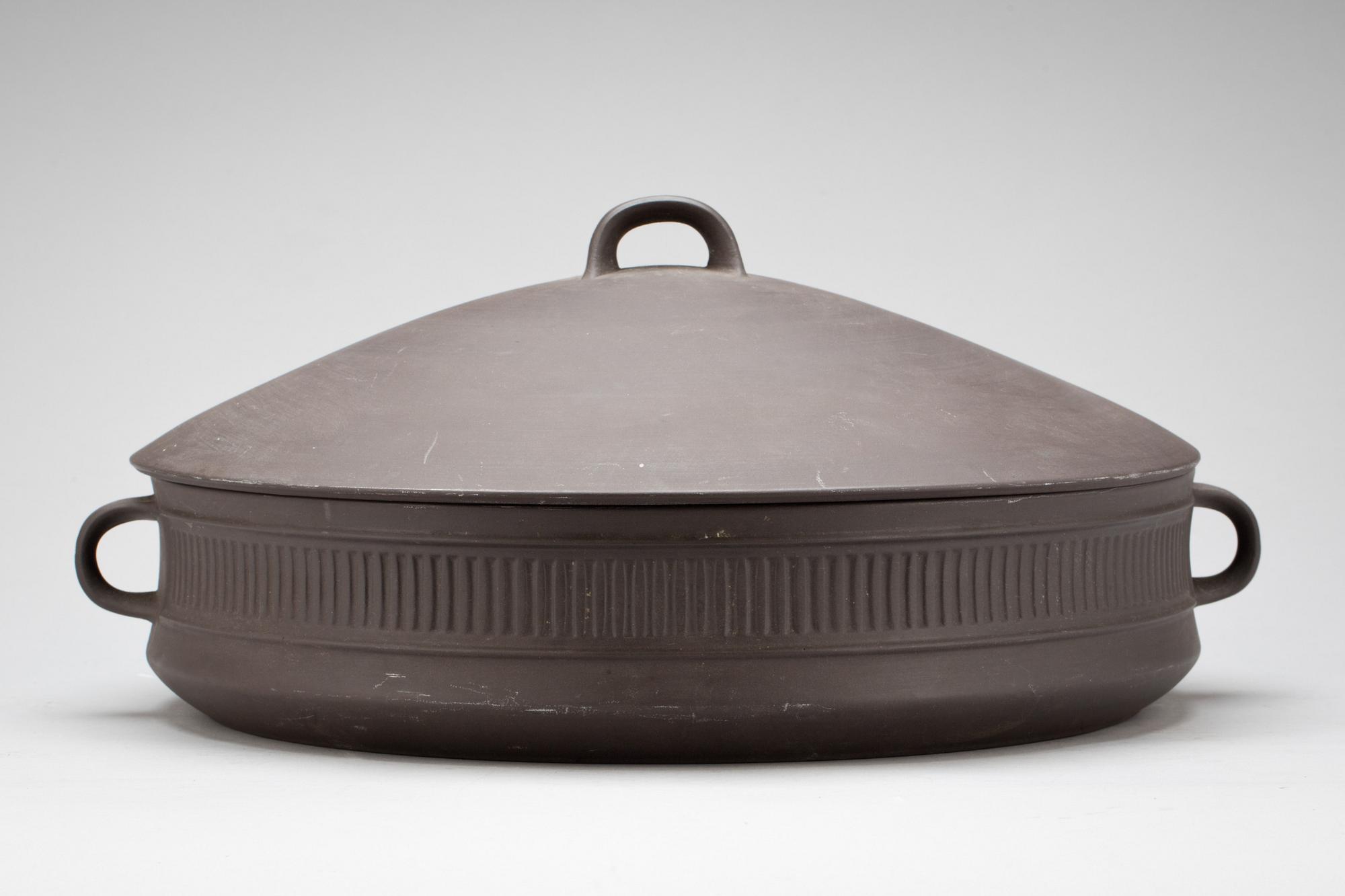 KAROTT MED LOCK, keramik. Danmark.