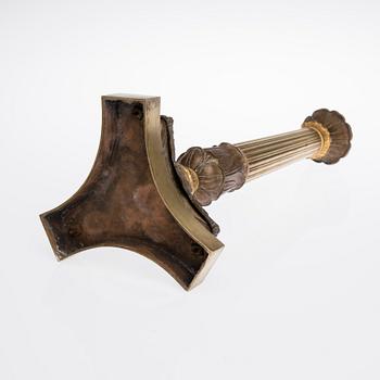 LJUSSTAKE / LAMPFOT, mässing, senempire, 1800-talets mitt.