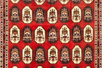 An Ardebil carpet, c. 255 x 173 cm.