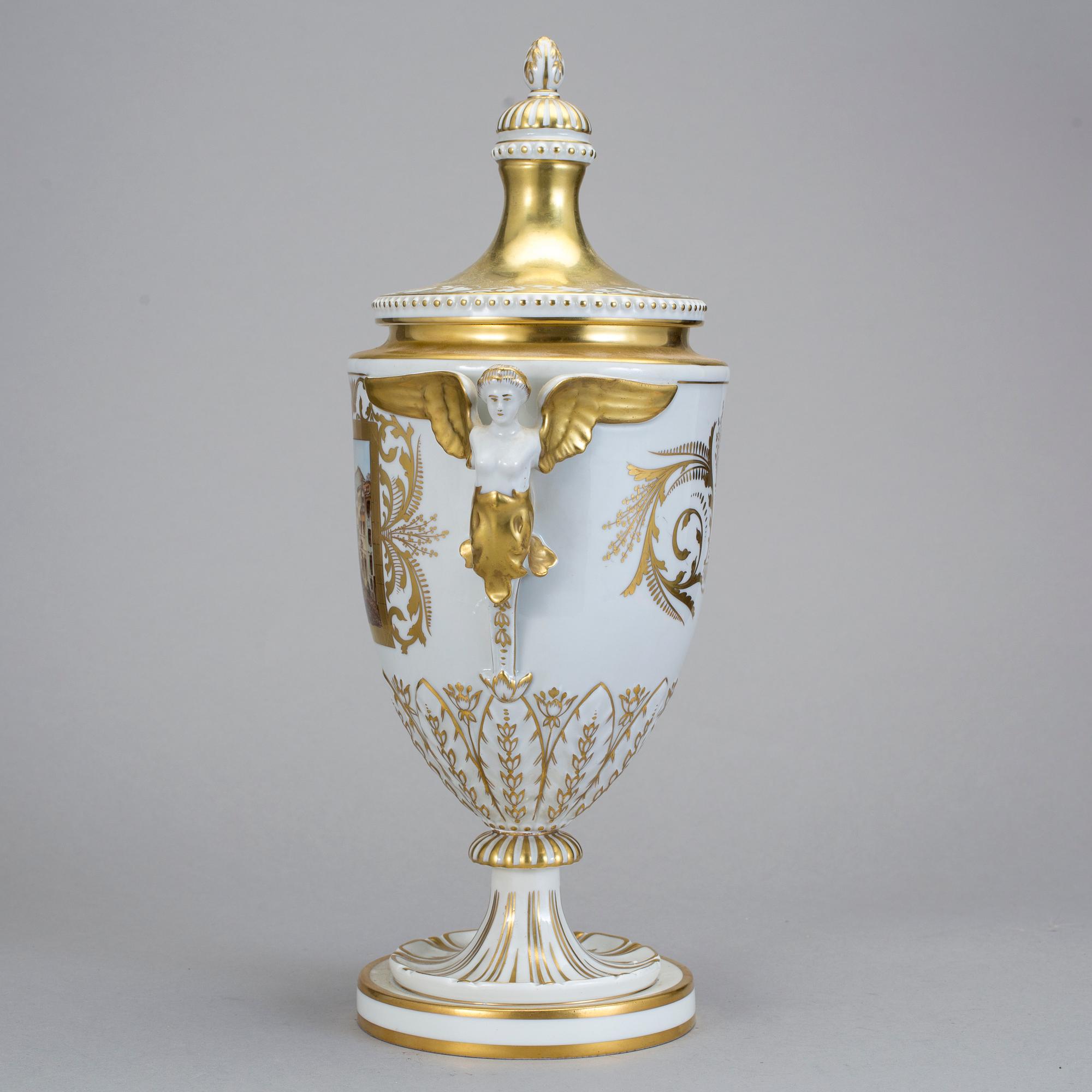 LOCKURNA, porslin, Dresden, 1900-talets första hälft.