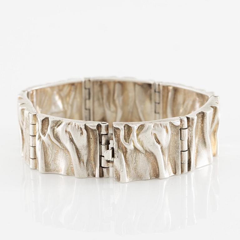 Matti J Hyvärinen, a sterling silver bracelet, Turku, Finland, 1972.