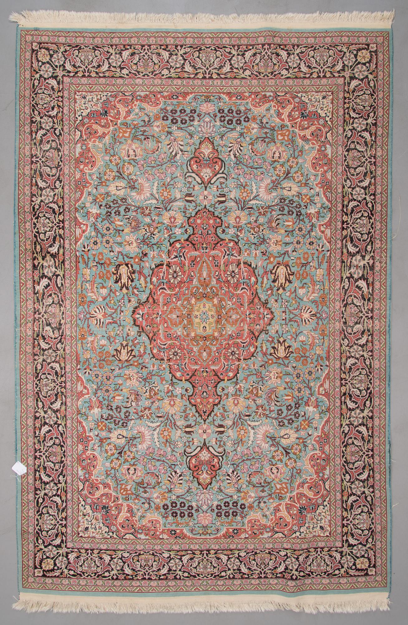 MATTA. Ca 276x185 cm.