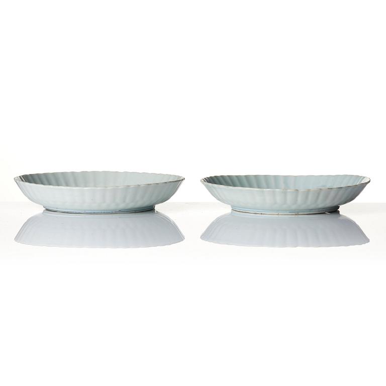 A set of two blue and white dishes, Ming dynasty, 17th century.