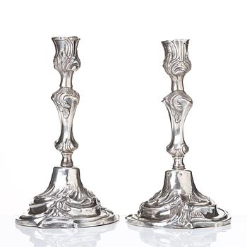 A pair of Swedish rococo argent haché candlesticks, by Caspar Liendenberg, Stockholm 1770.