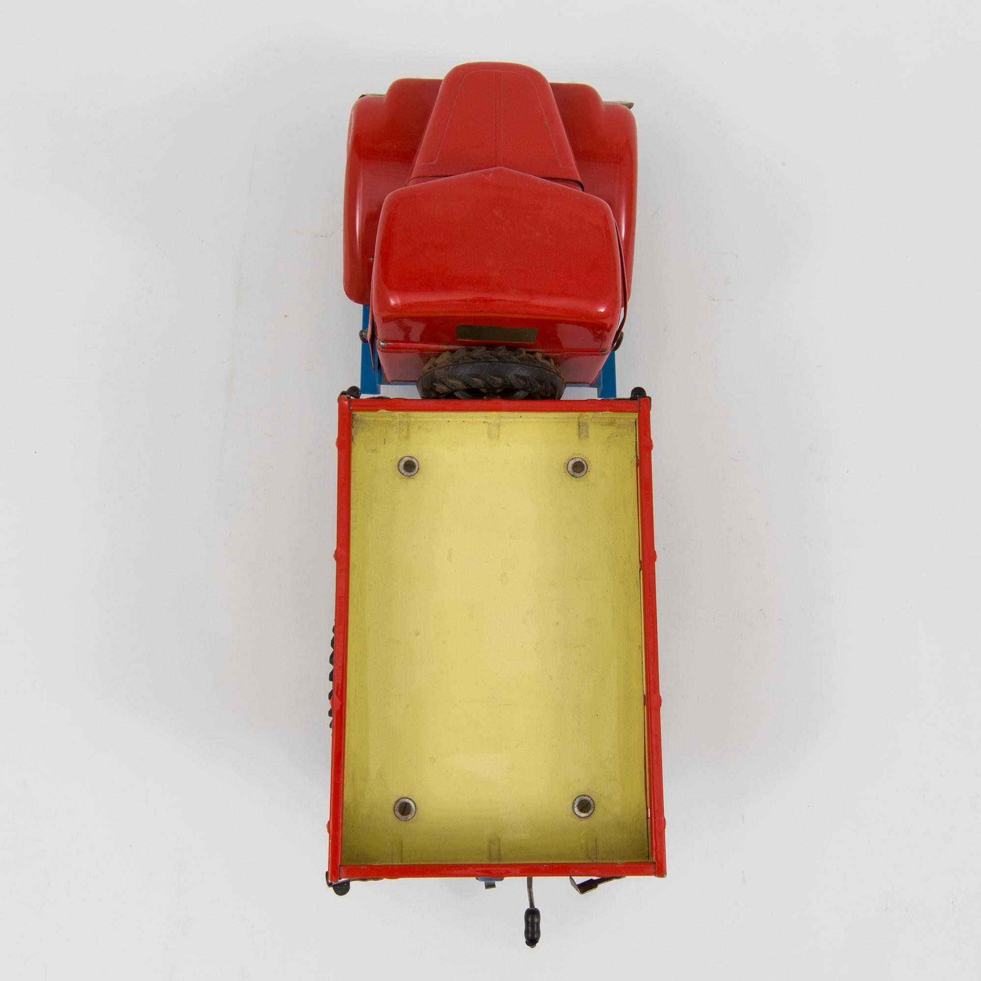 A tinplate Gama 501 truck, Germany, 1950s.