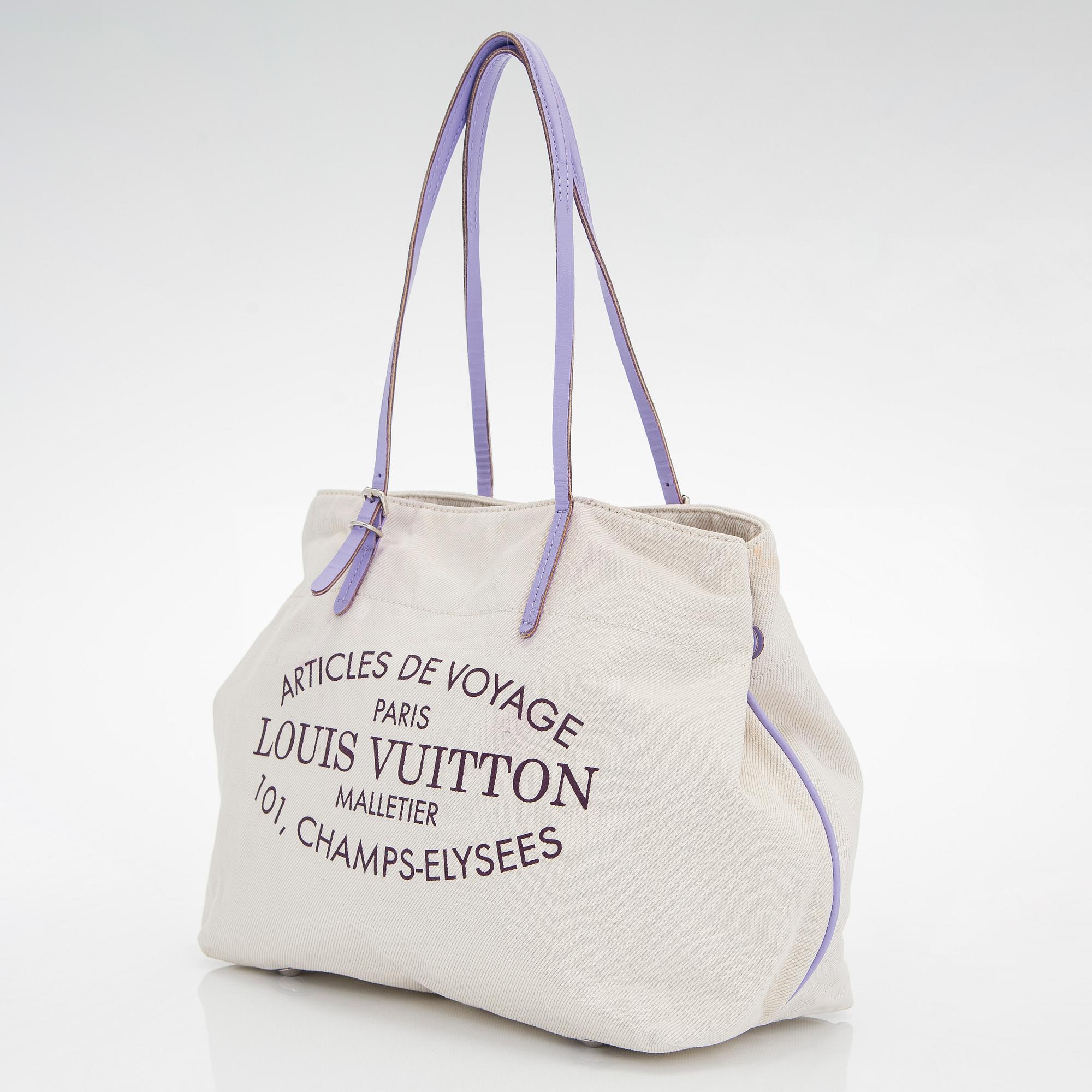 Louis Vuitton, a 'Cotton Canvas Articles De Voyage Cabas GM' bag.