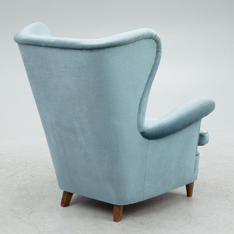 A lounge chair, Swedish Modern, first half of the 20th century.