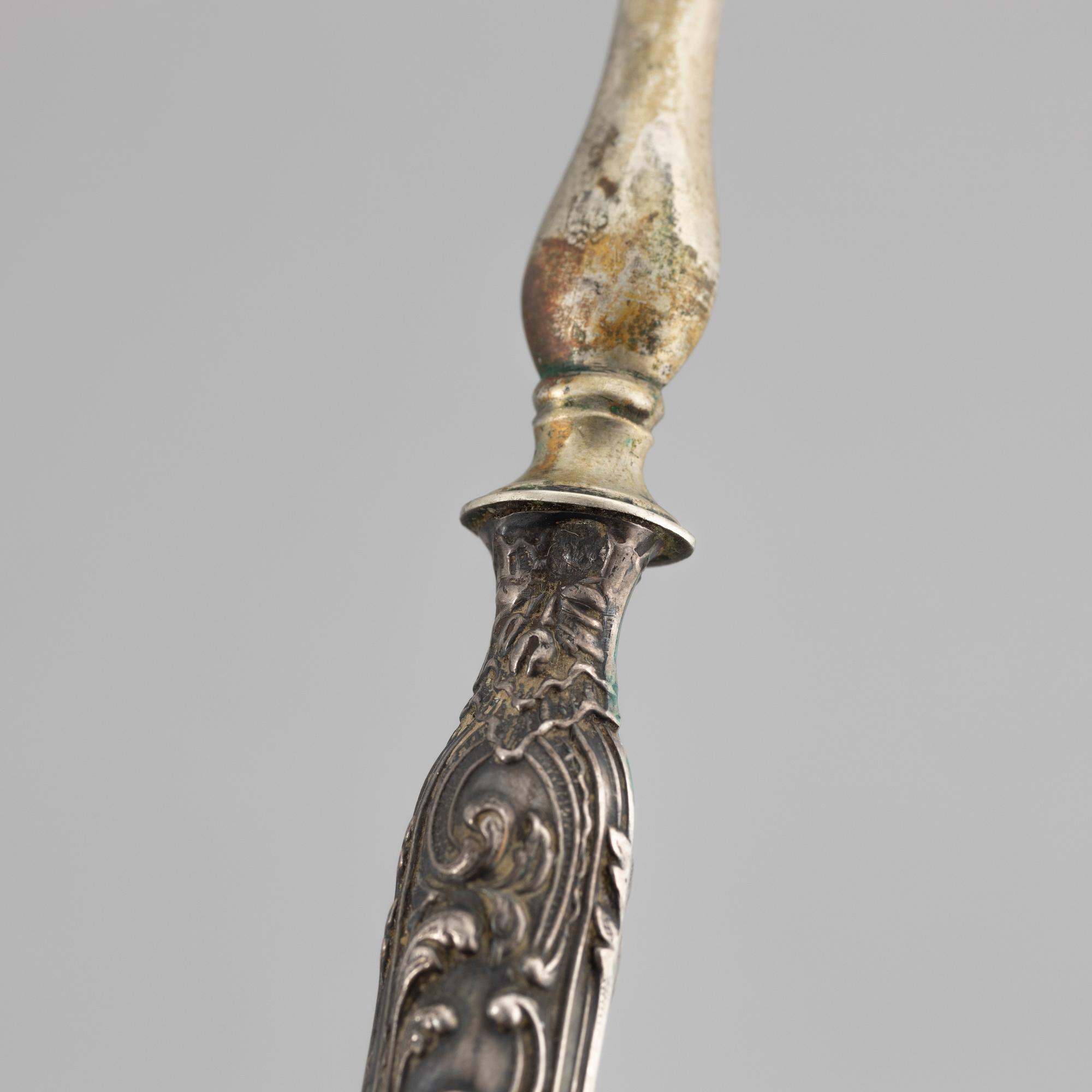 A set of twelve French silver oyster forks, mark of  Felix Malique, Paris, late 19th century.