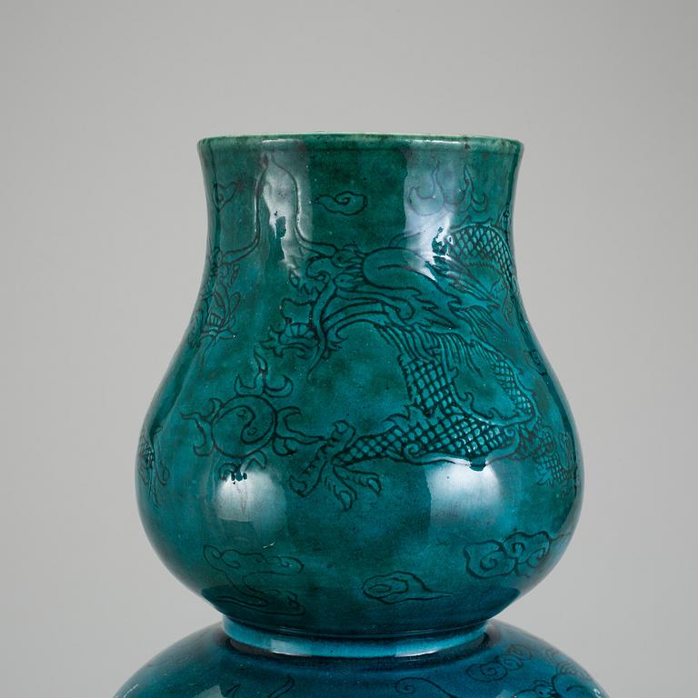 VAS, keramik, Kina, troligen Qingdynastin, 1800-tal.