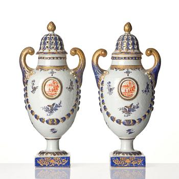 A pair of 'Marieberg' potpourri jars with covers, Qing dynasty, 18th century.