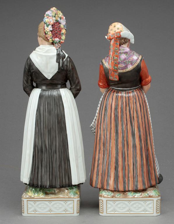 FIGURINER, porslin, 2 st, Danmark, 1900-tal.