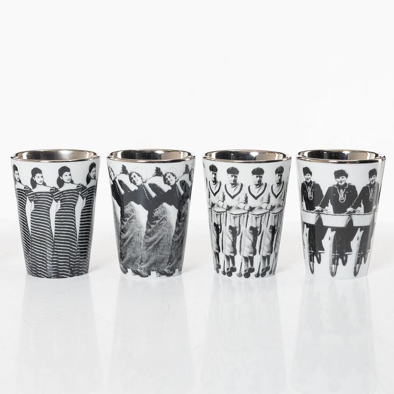 Åsa Lindström, snapsglas 8 st, porslin, Rörstrand, 2000-tal.