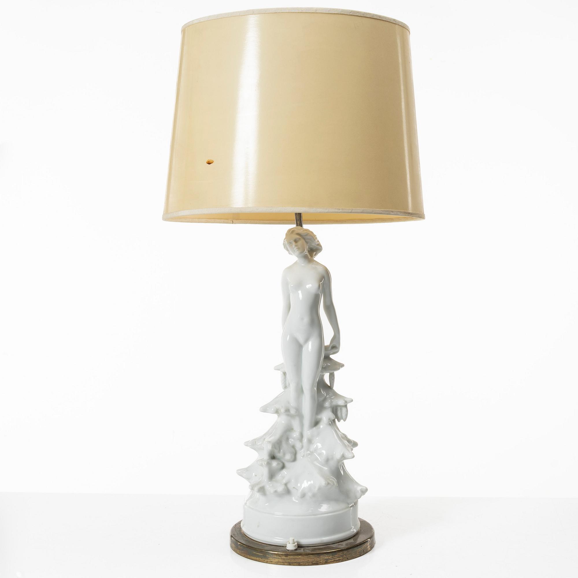 Yrjö Liipola, a table lamp/"Diana", Arabia.