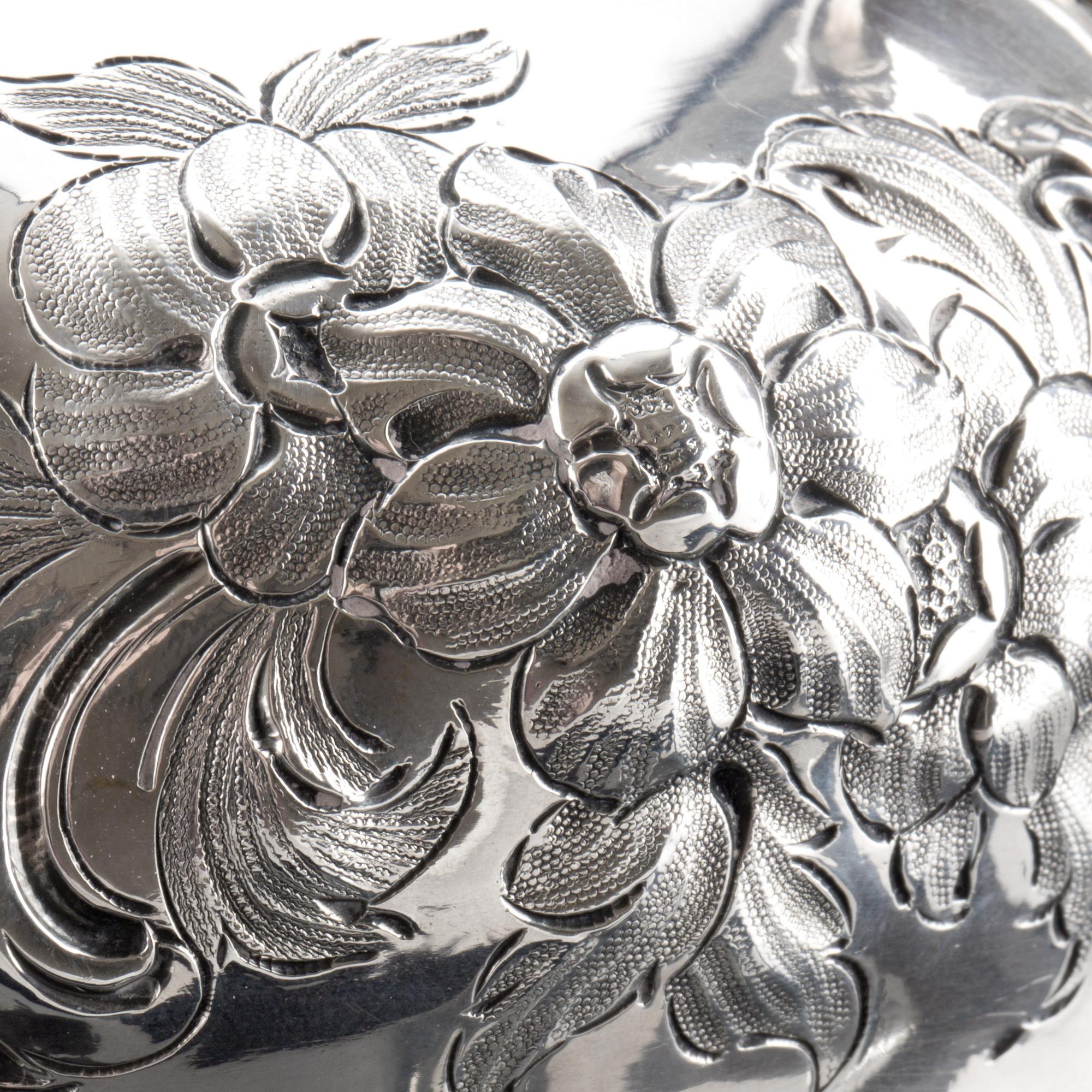 SÅSSNIPA, sterling. England, London 1754-55. Vikt 245 gram.