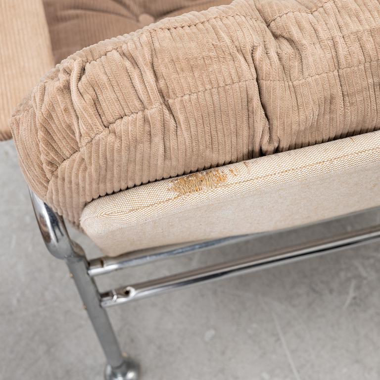 Jan-Eric Bengtsson,  a pair of "Häger" armchairs, IKEA, 1970s.