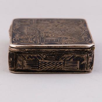 SNUFF BOX, silver with niello decoration, Moscow probably 1826, goldsmith OB.