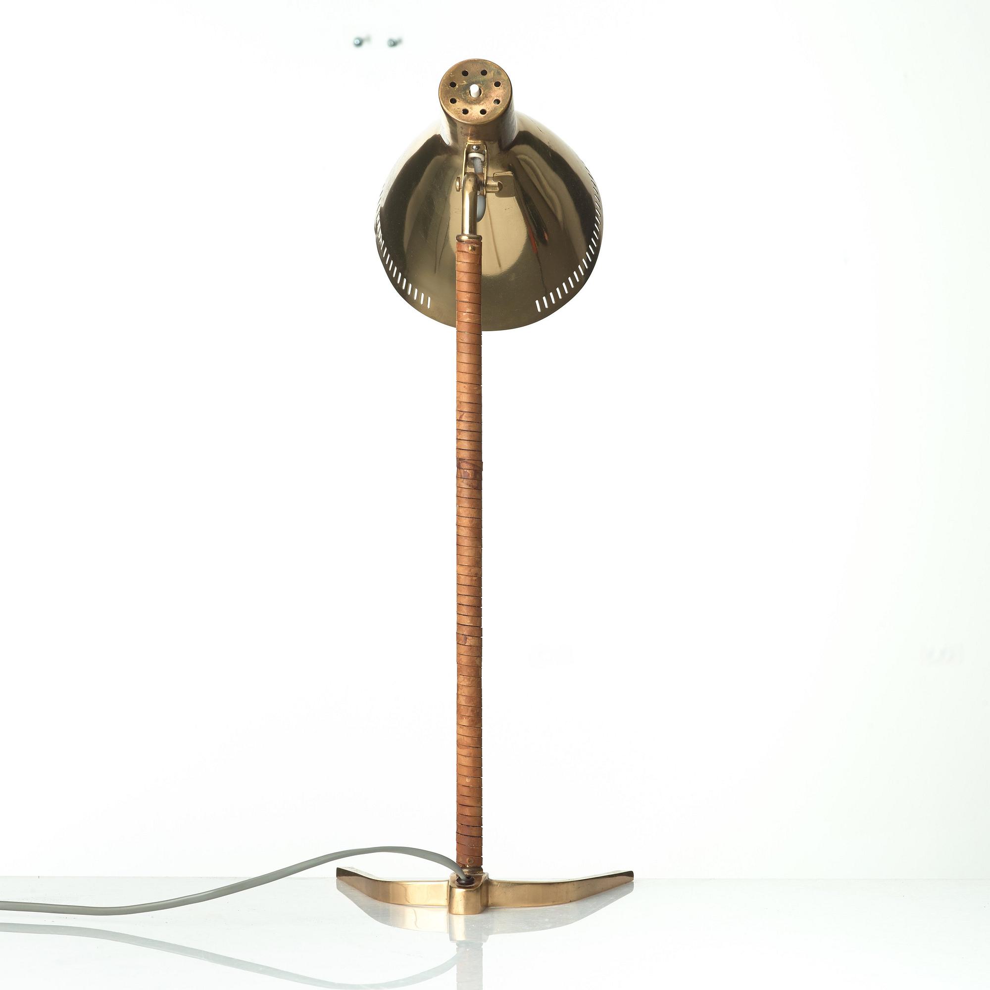 Paavo Tynell, bordslampa, Taito Oy, Finland, 1900-talets mitt, modell 9224.