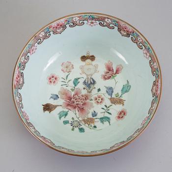 BÅLSKÅL, porslin, Kina, Qing dynastin, Qianlong 1736-95.