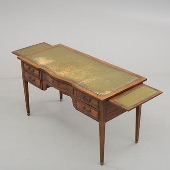 SKRIVBORD, engelsk stil, 1900-talets början.