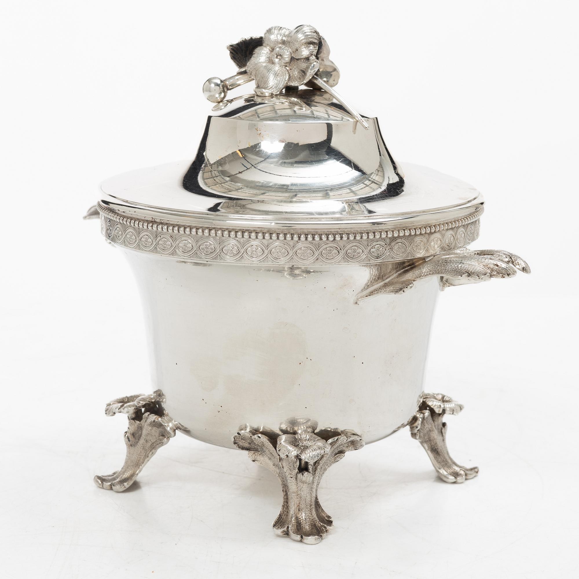 A Swedish silver bowl with lid, mark of Alfred Ambrosius, Stockholm 1891.
