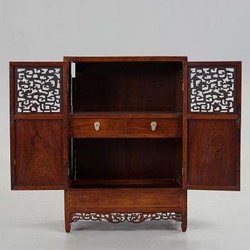 A Chinese cabinet, 20th Century.